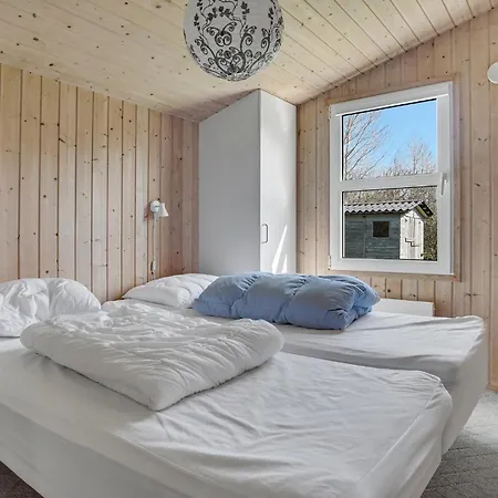 Stunning In With Sauna Prázdninový dům Roslev